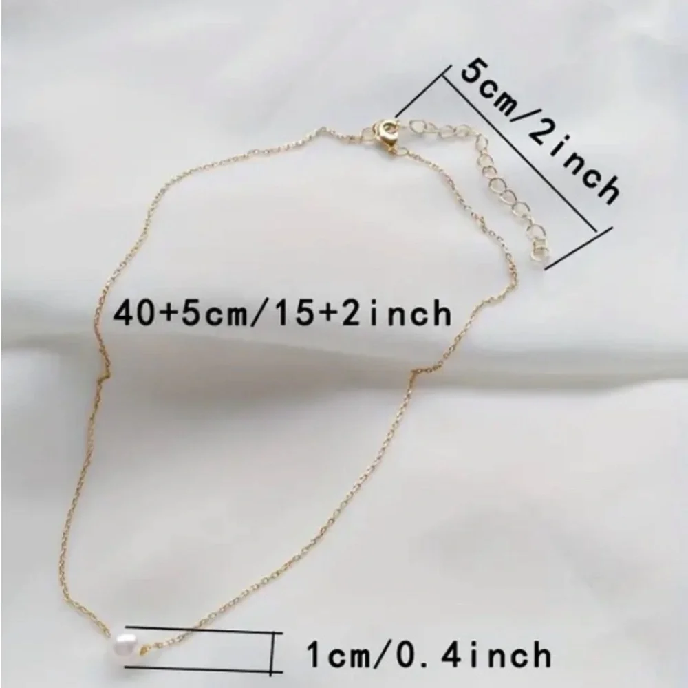 Pearl necklace minimalistic new